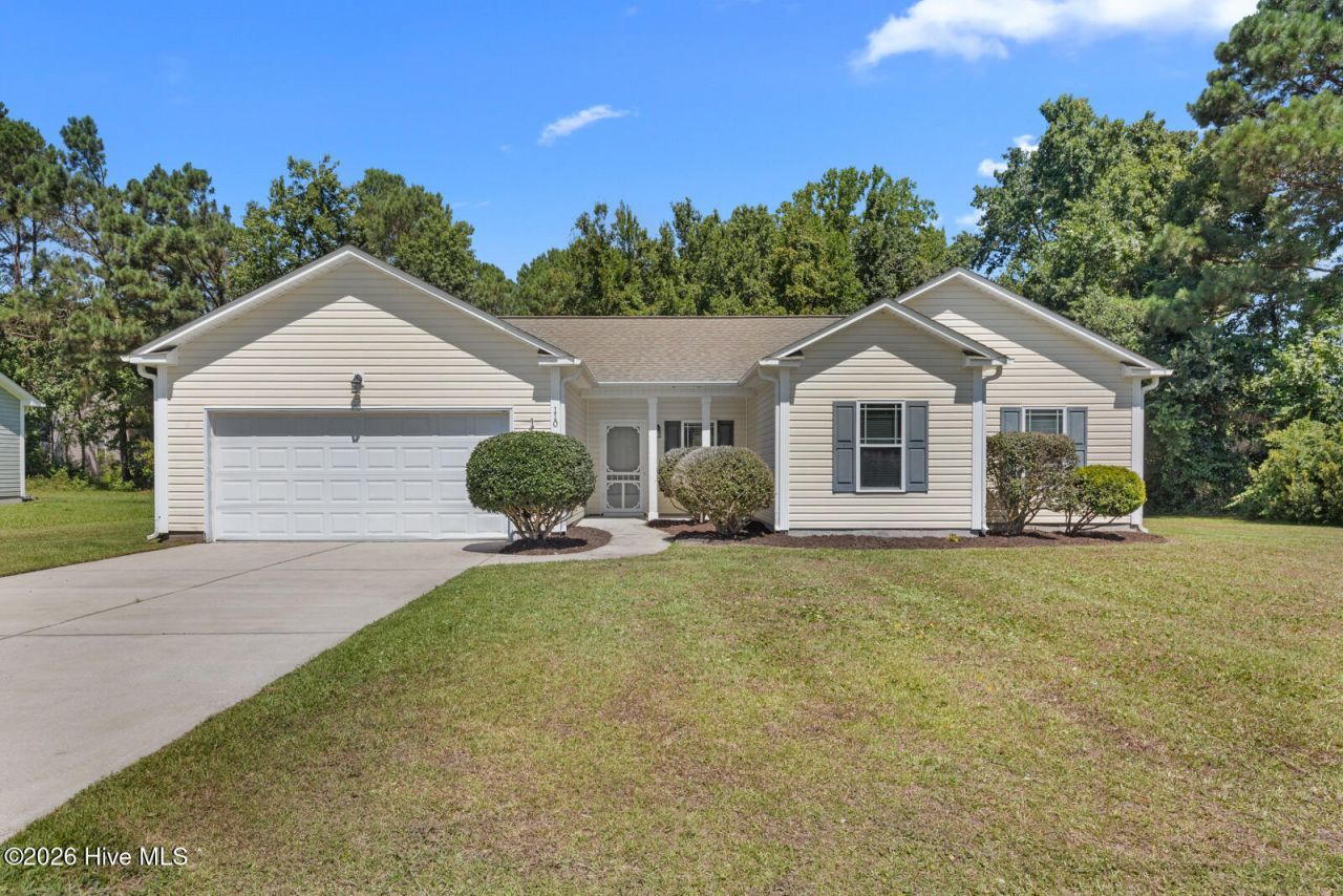 110 S Stone Drive , Sneads Ferry, NC 28460 Main Photo