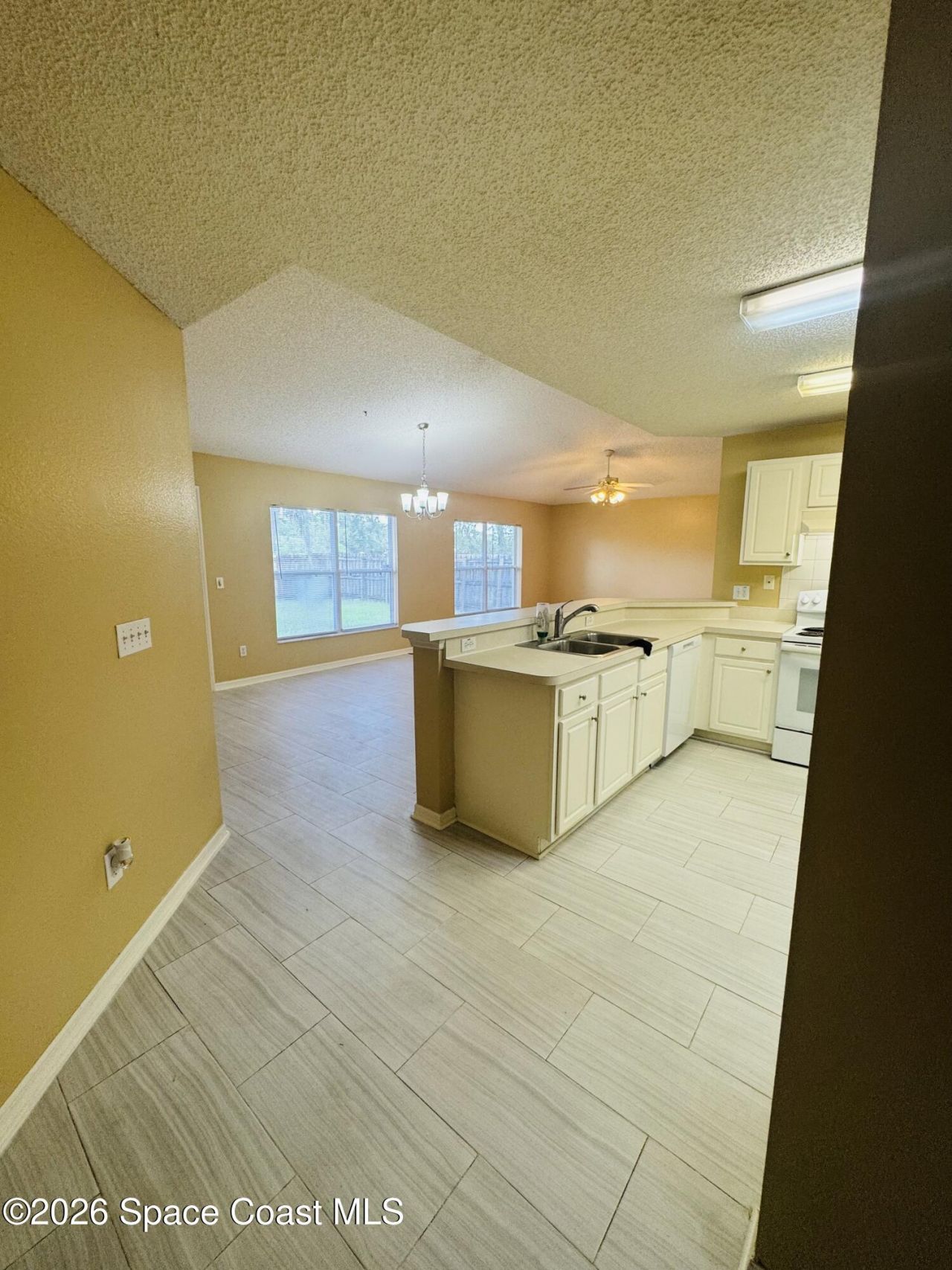 492 Calabria Avenue Se, Palm Bay, FL 32909 Photo