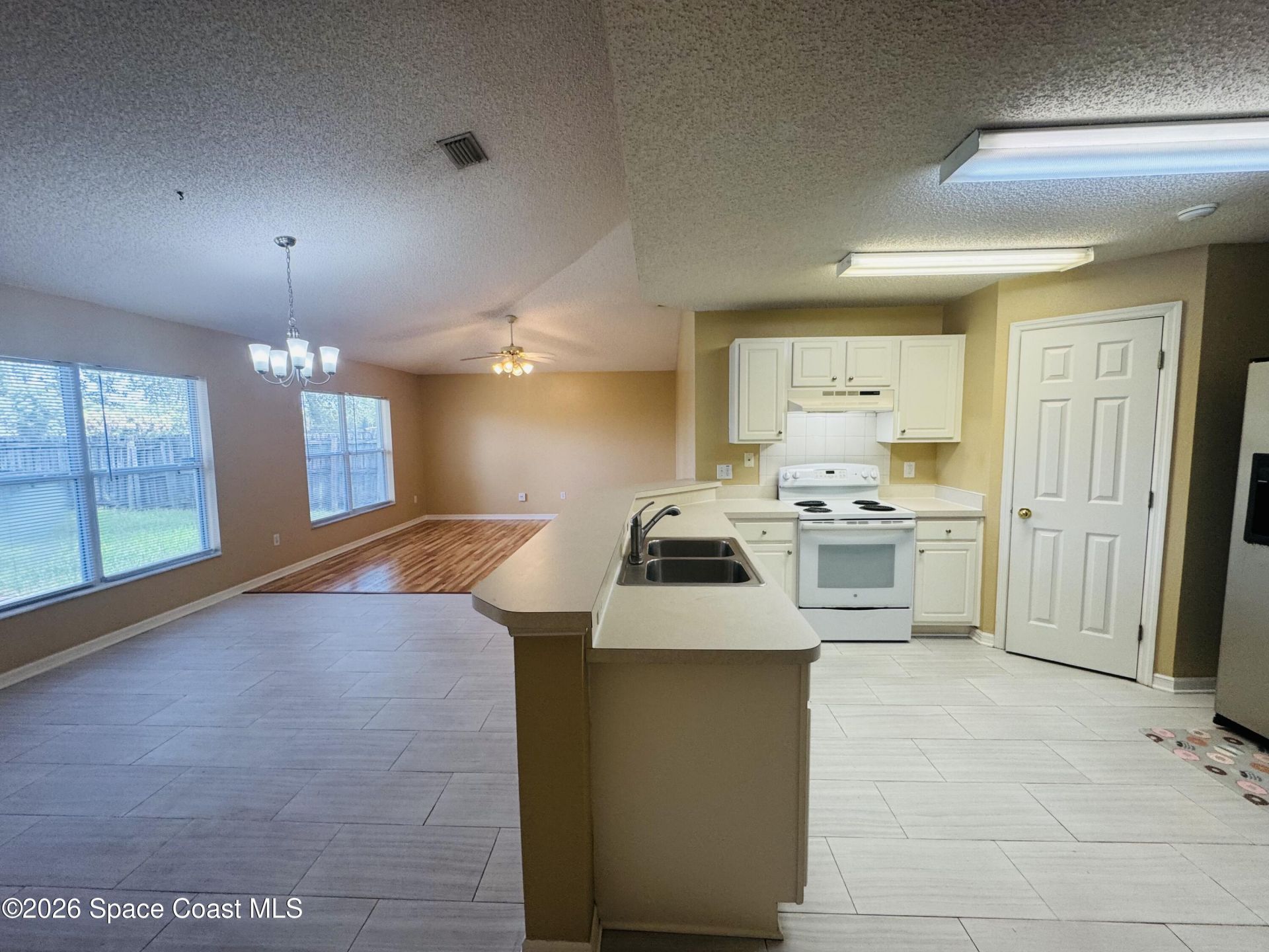 492 Calabria Avenue Se, Palm Bay, FL 32909 Photo