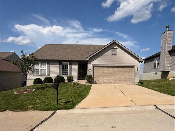 6584 Buckingham Palace Drive , Imperial, MO 63052