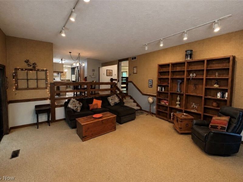 950 Kingswood Drive, Akron, OH 44313 Photo 12