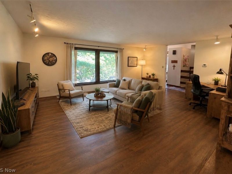 950 Kingswood Drive, Akron, OH 44313 Photo 4