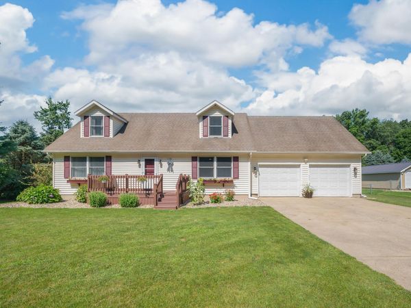 1136 Carberry Road, Niles, MI 49120