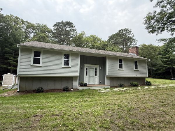 329 Woodside Rd, Barnstable, MA 02668