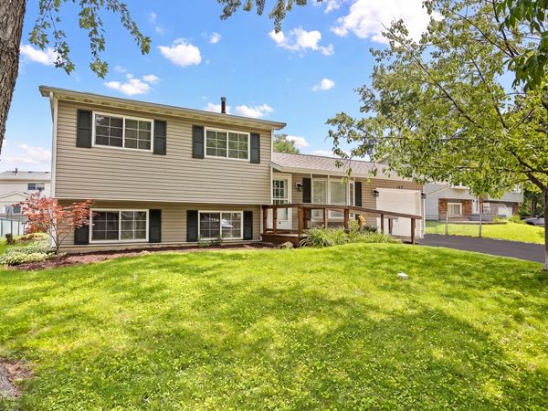 148 Bedford Road , Bolingbrook, IL 60440