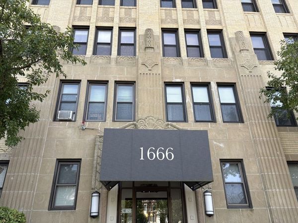 1666 Commonwealth Ave, Unit 21, Boston, MA 02135