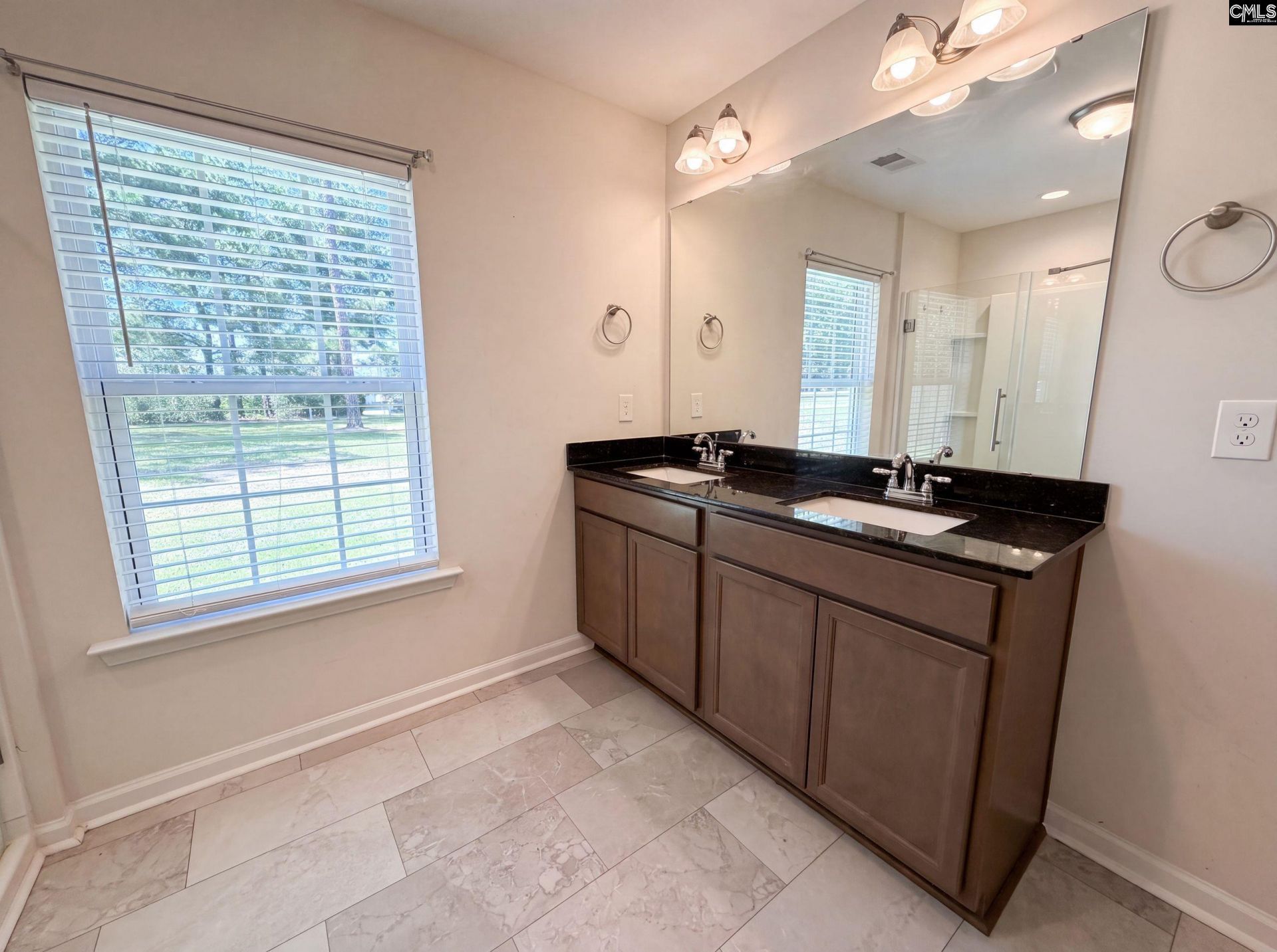 301 Rolling Knoll Drive Photo 13