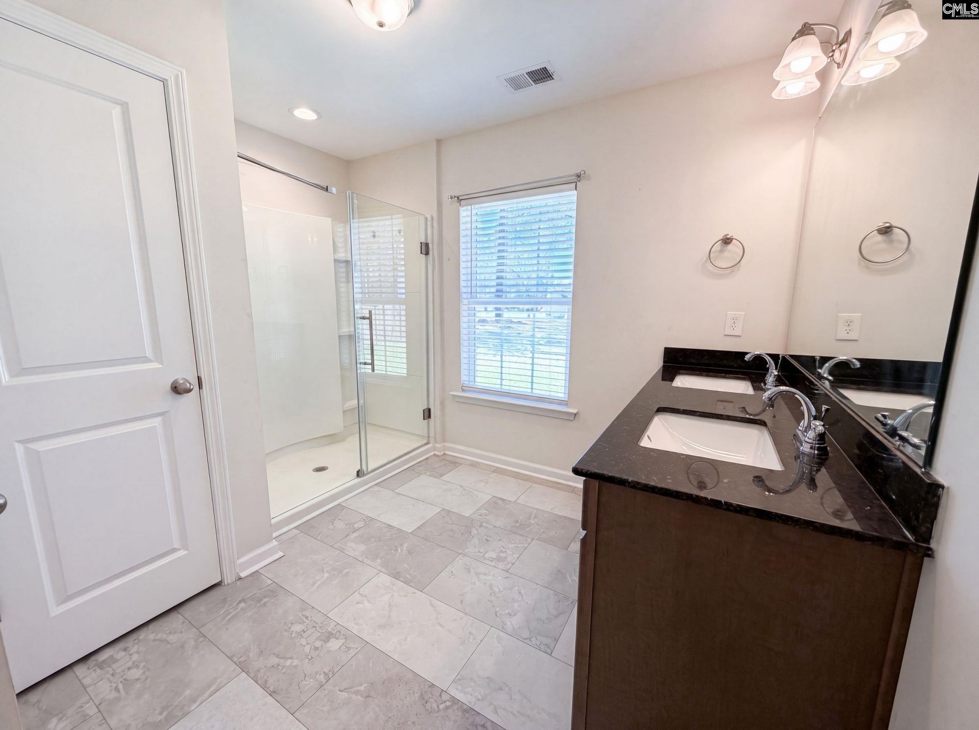 301 Rolling Knoll Drive Photo 8
