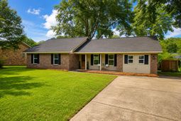 1660 Babington Way photo 4