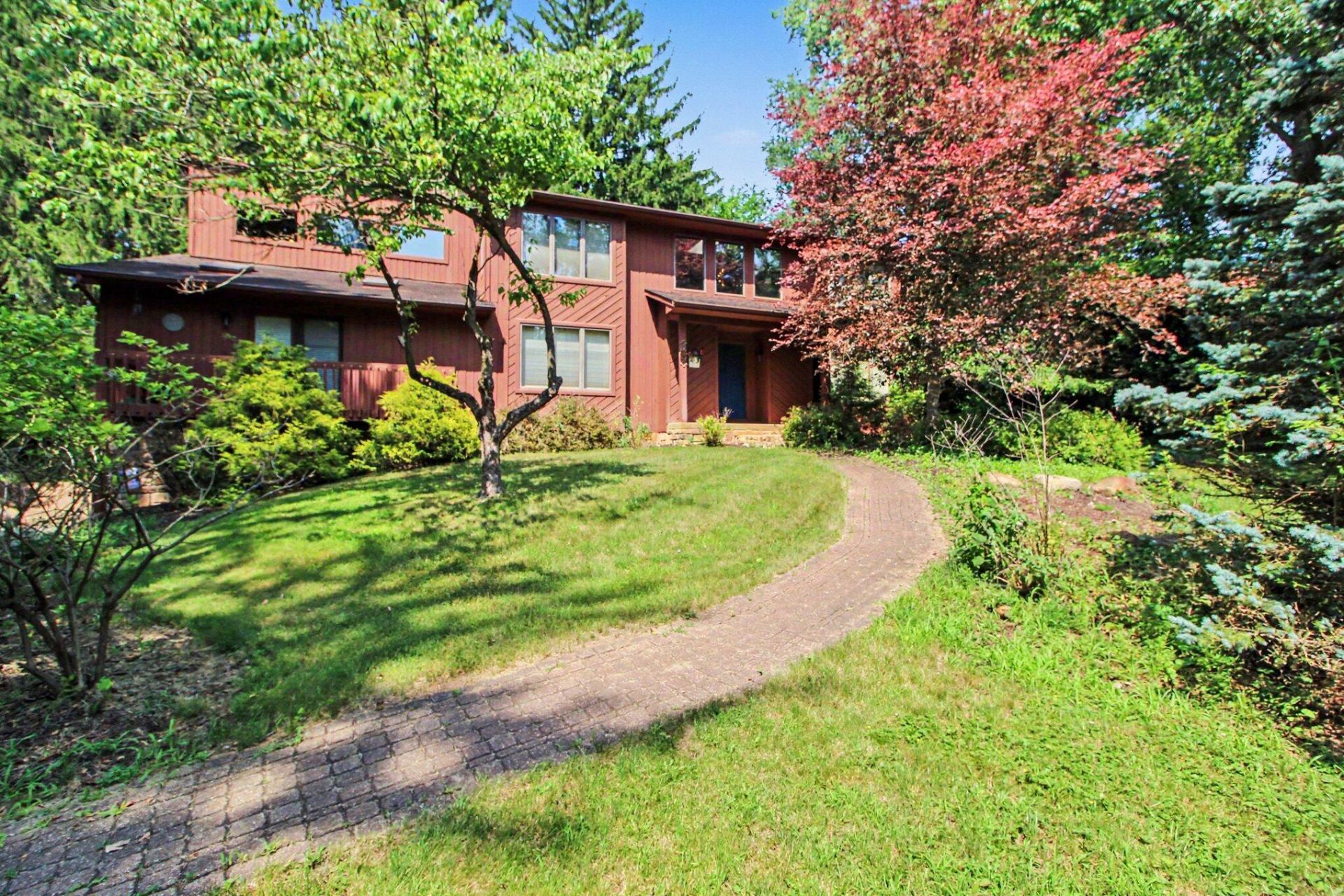 3654 E Pineview Drive, Dexter, MI 48130 Main Photo