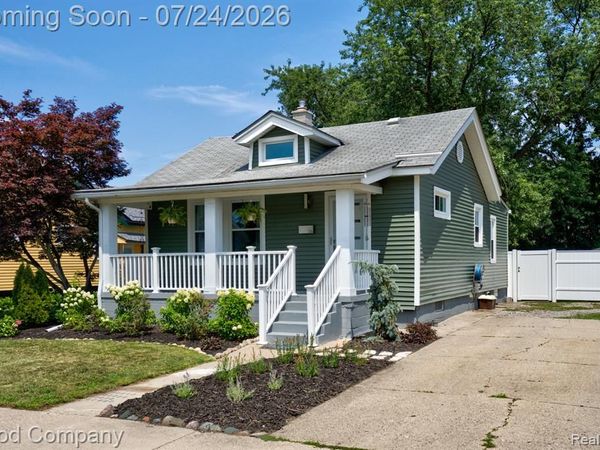 1516 Albany Street, Ferndale, MI 48220