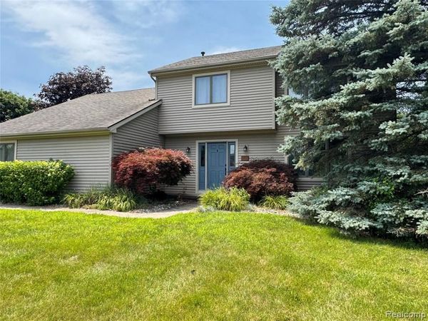 2132 Maple Creek Circle, Pittsfield Twp, MI 48108