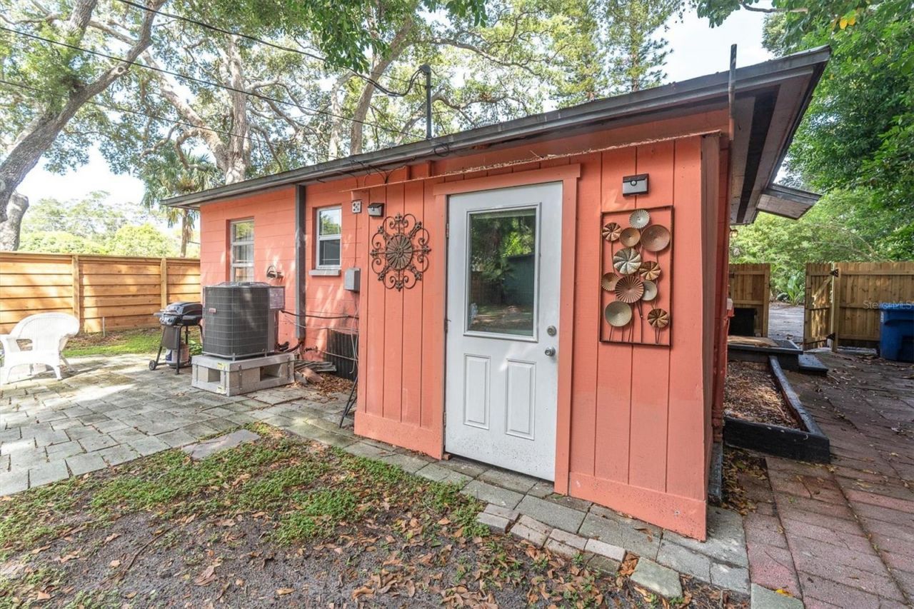 2925 Park Street N, Saint Petersburg, FL 33710 Photo