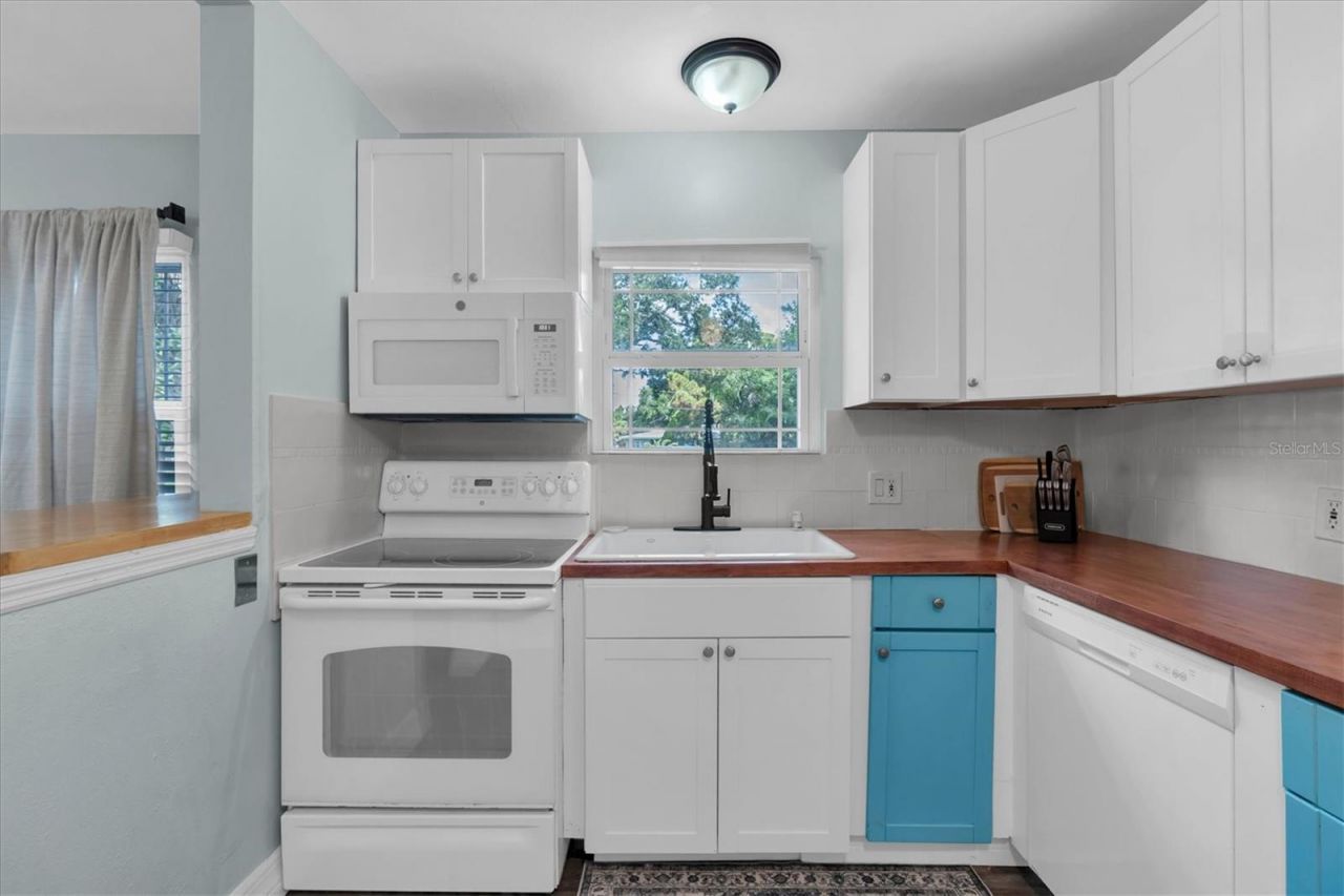 2925 Park Street N, Saint Petersburg, FL 33710 Photo