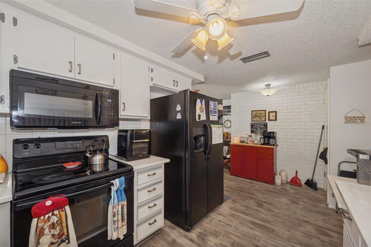 12301 Hounds Bay Row , Hudson, FL 34667 Photo