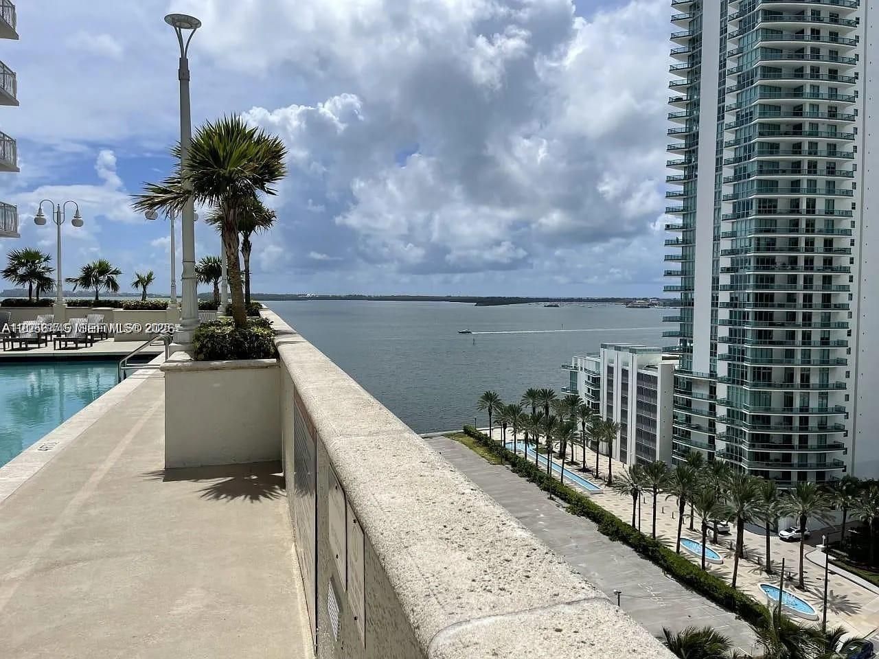 1200 Brickell Bay Dr , Unit 1518, Miami, FL 33131 Photo