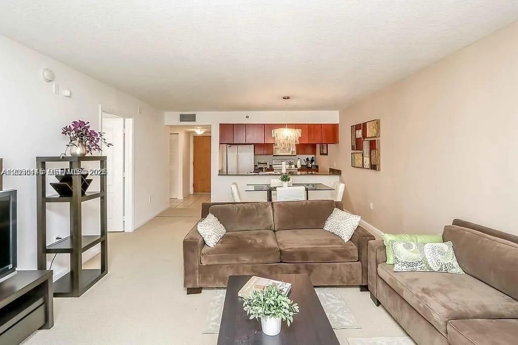 1200 Brickell Bay Dr , Unit 1518, Miami, FL 33131 Photo