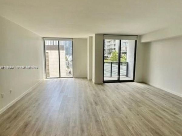 31 SE 6th St, Unit 1503, Miami, FL 33131