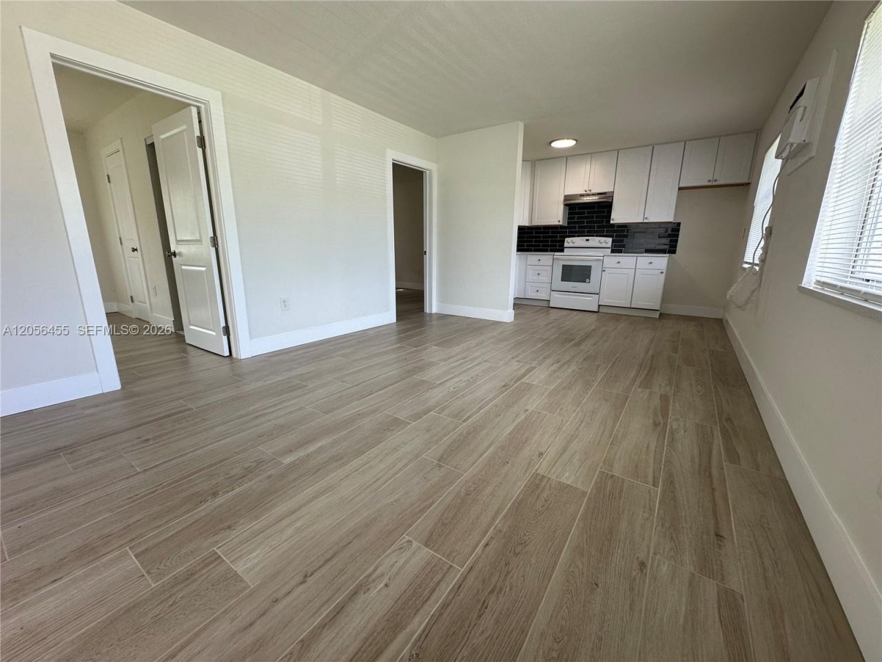 1048 E Avenue E , Unit 3, Riviera Beach, FL 33404 Photo