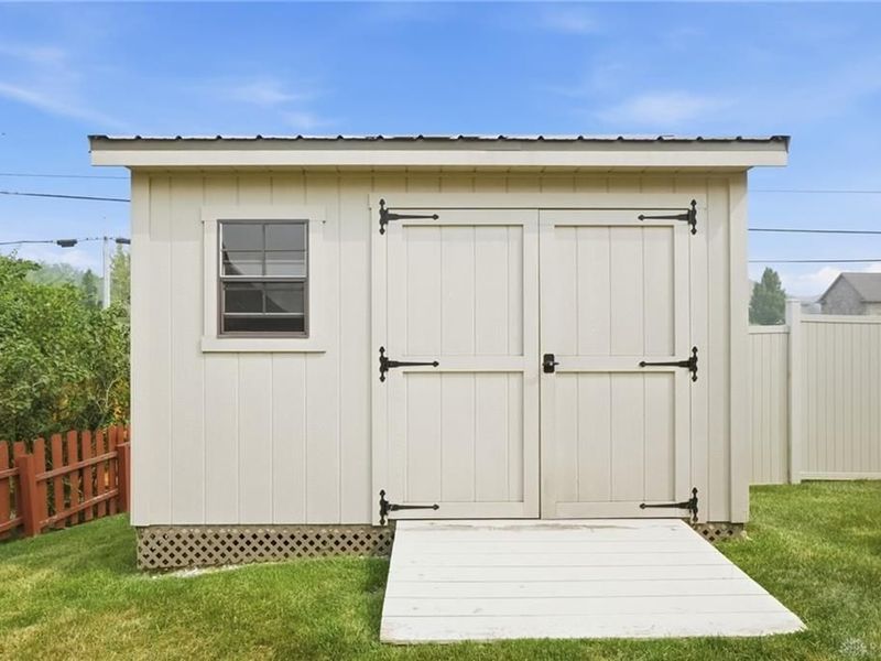 945 Oak Hill Court, Troy, OH 45373 Photo 61