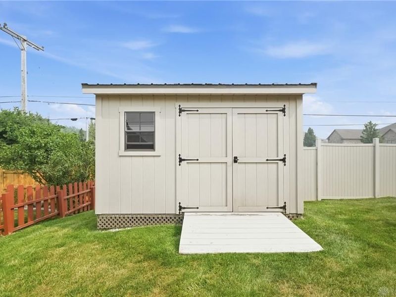 945 Oak Hill Court, Troy, OH 45373 Photo 62