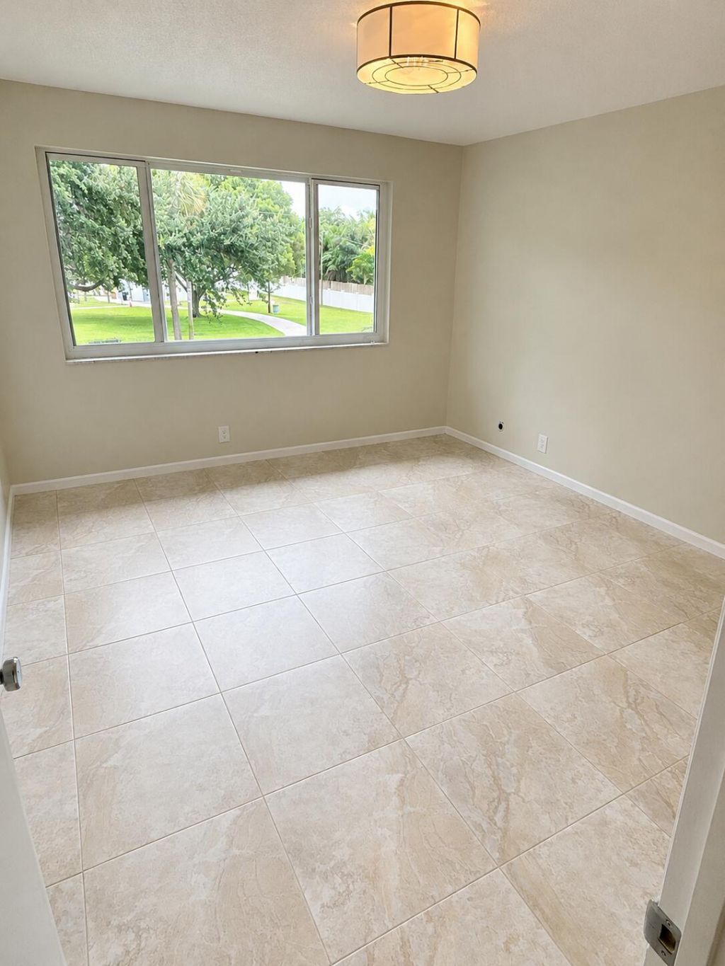 421 S Lakeside Drive, Unit 7, Lake Worth Beach, FL 33460 Photo