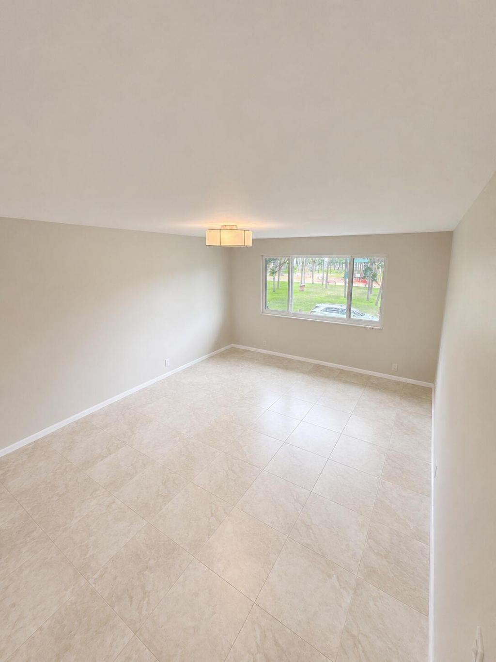 421 S Lakeside Drive, Unit 7, Lake Worth Beach, FL 33460 Photo