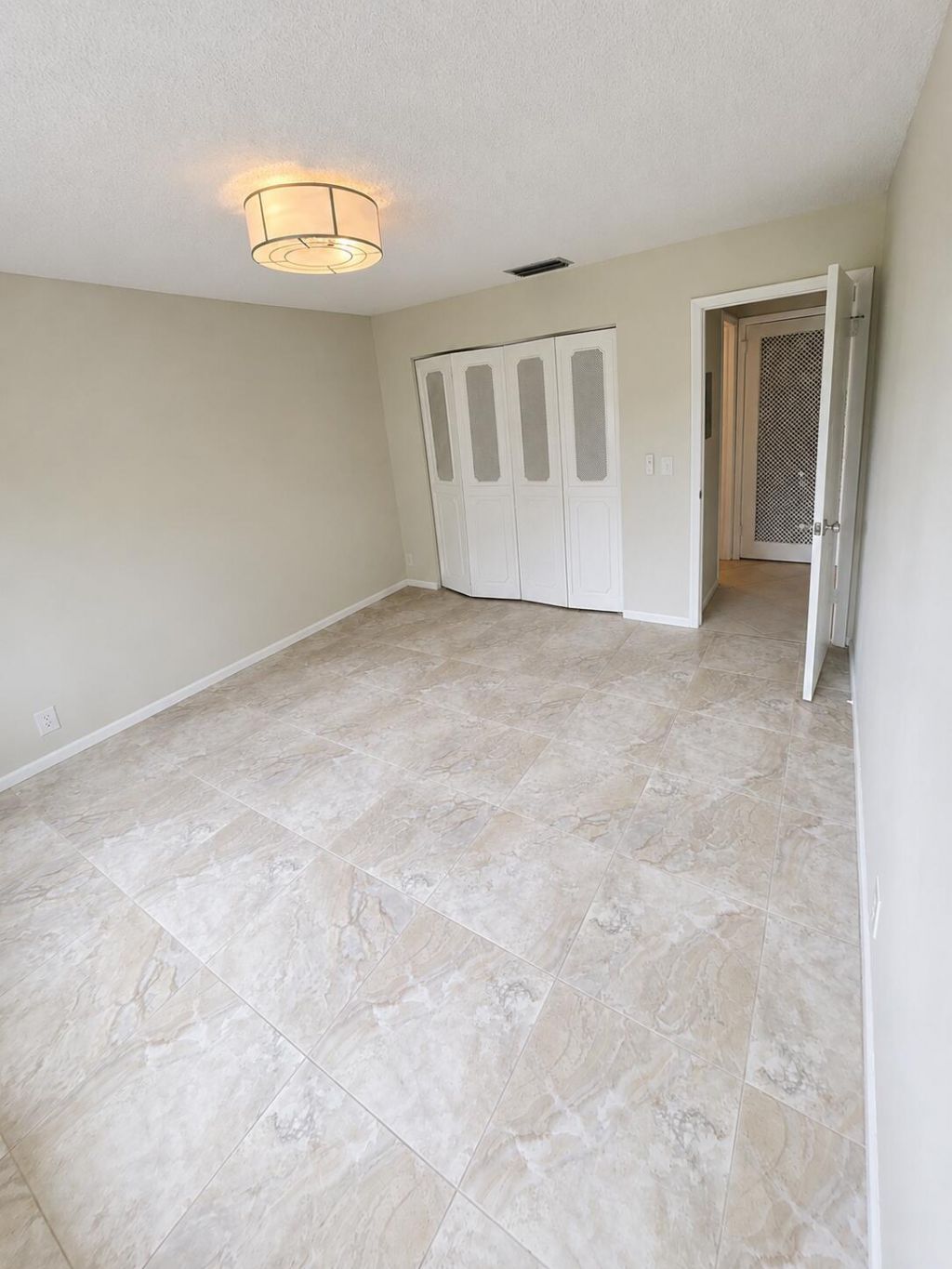 421 S Lakeside Drive, Unit 7, Lake Worth Beach, FL 33460 Photo