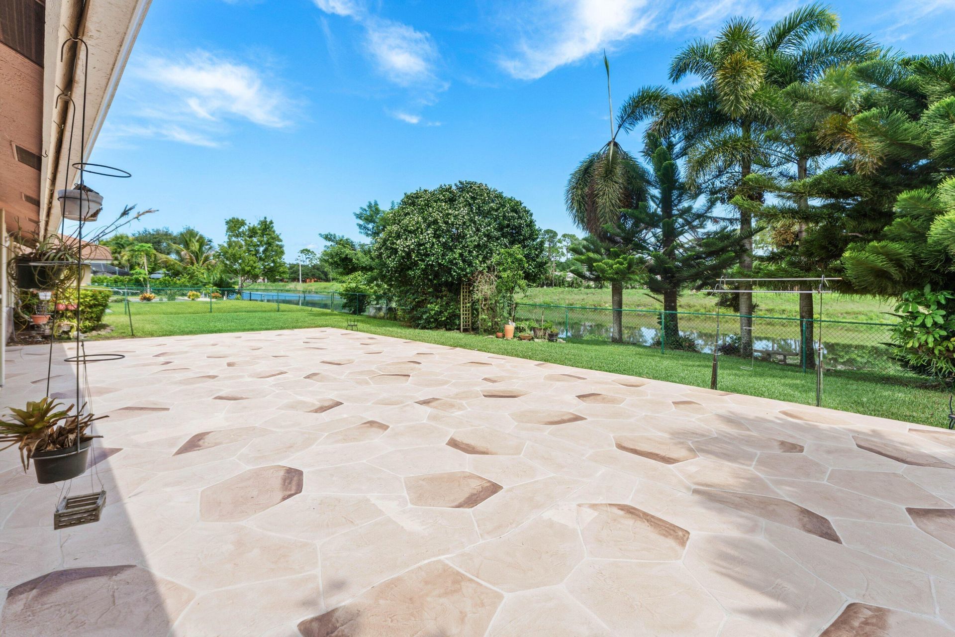 157 Monterey Way, Royal Palm Beach, FL 33411 Photo