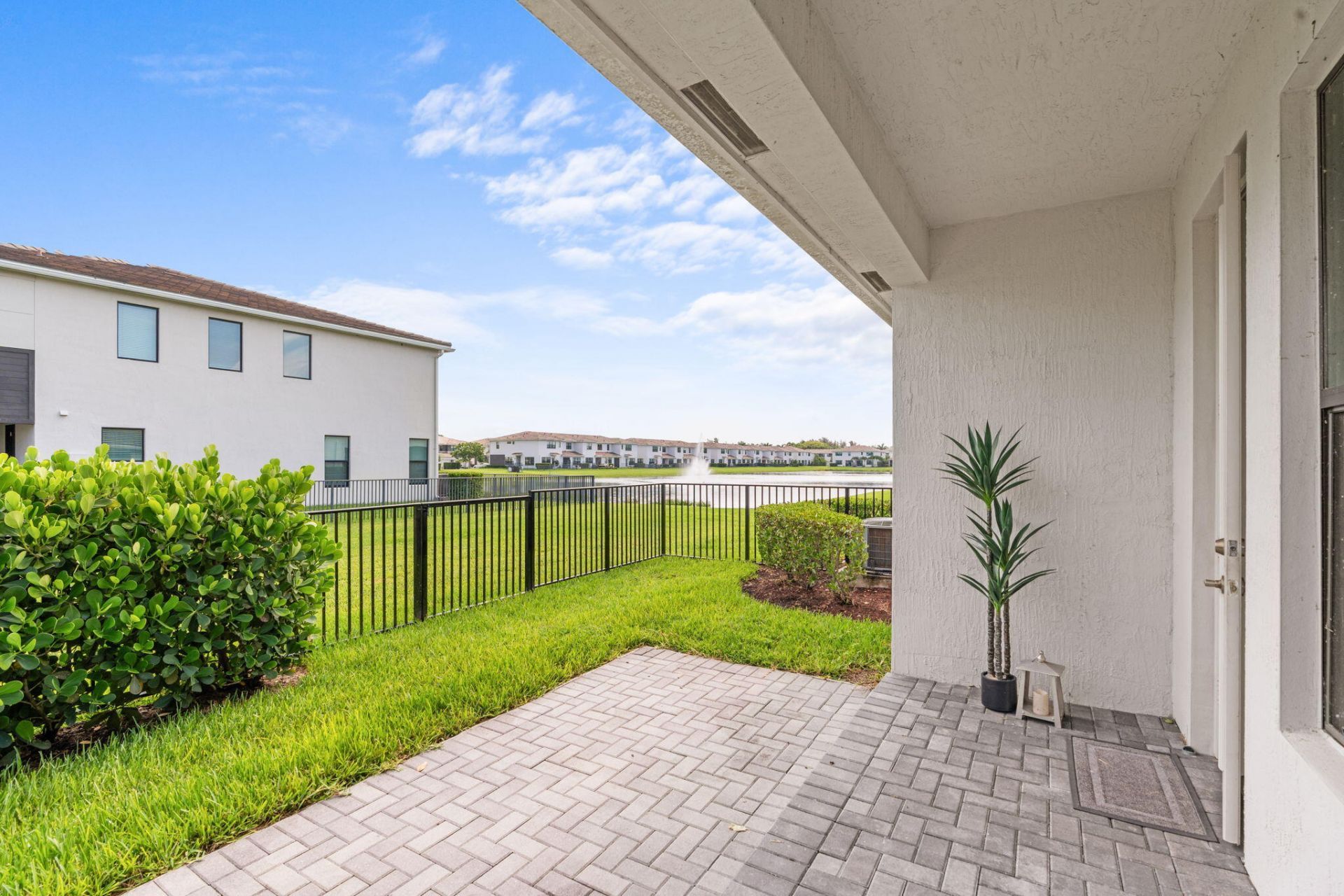 8781 Corvus Drive, Lake Worth, FL 33467 Photo