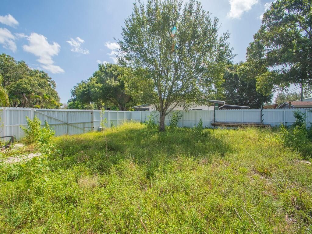 355 Johnston Street, Fort Pierce, FL 34982 Photo
