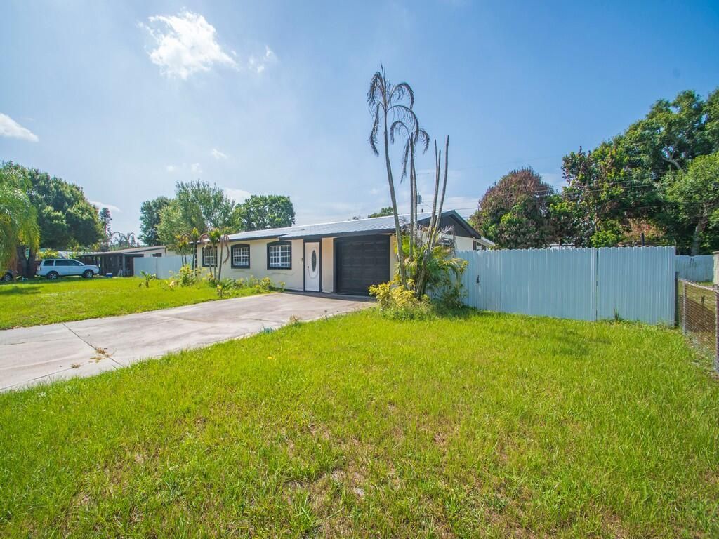 355 Johnston Street, Fort Pierce, FL 34982 Photo