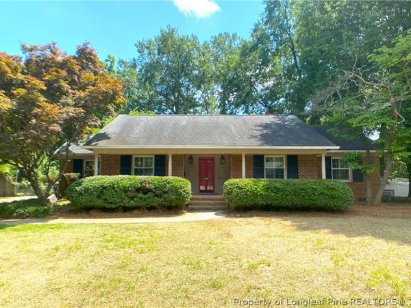 2721 Mirror Lake Drive, Fayetteville, NC 28303