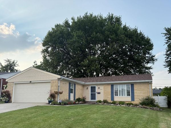 834 Holyoke Drive, Forest Park, OH 45240