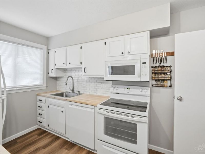 834 Holyoke Drive, Forest Park, OH 45240 Photo 20