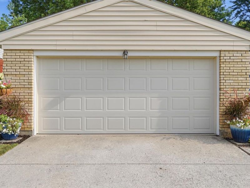 834 Holyoke Drive, Forest Park, OH 45240 Photo 4
