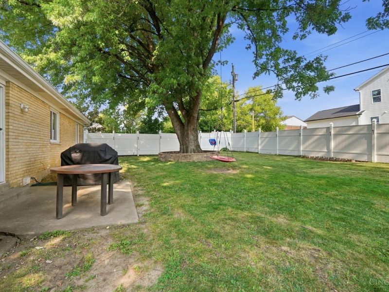 834 Holyoke Drive, Forest Park, OH 45240 Photo 54