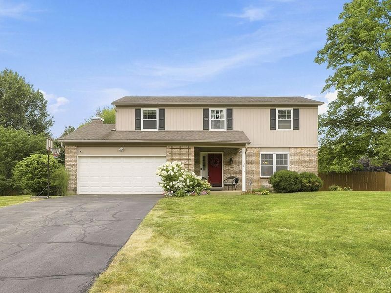 7835 Pheasant Hill Drive, West Chester, OH 45069 Photo 1