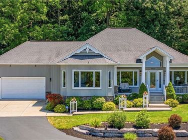 4933 Big Vista Drive, Lewiston, NY 14092