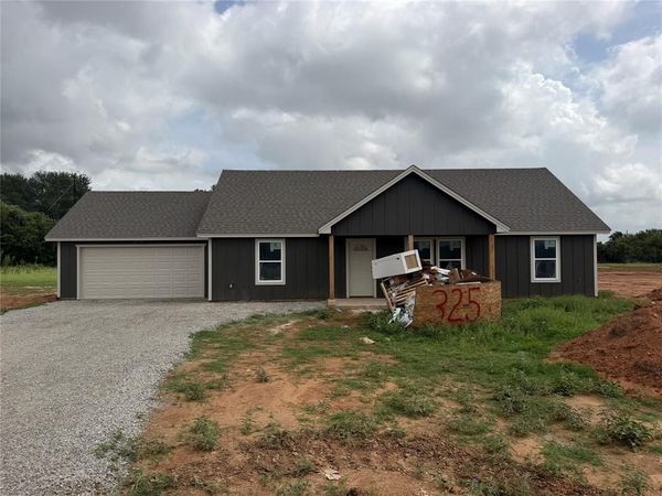 325 Altom Road , Springtown, TX 76082