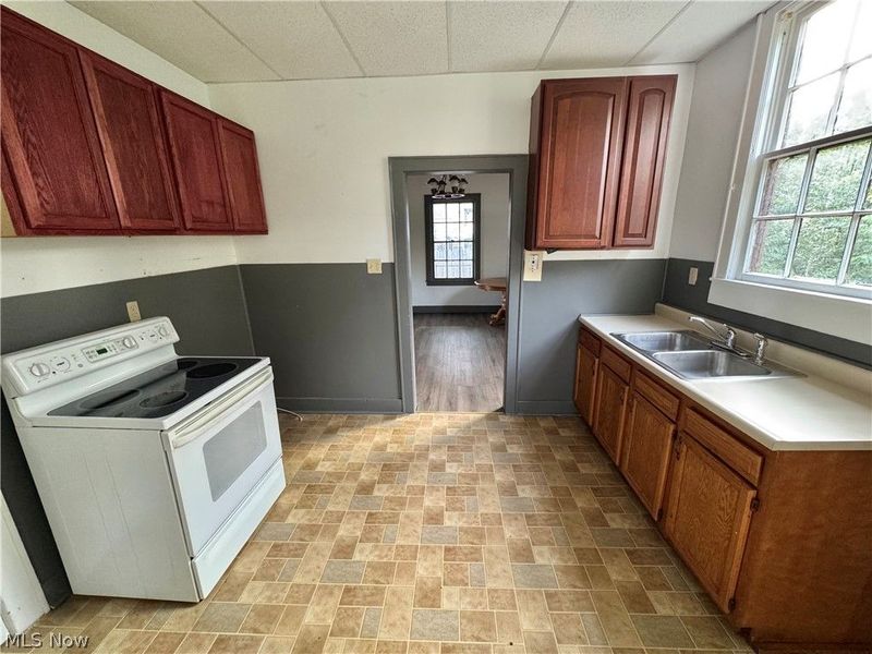 814 Grandview Avenue, Coshocton, OH 43812 Photo 9
