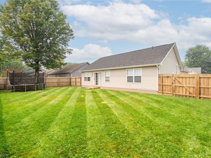 2293 Stonepath Street, Lorain, OH 44052 Photo 33