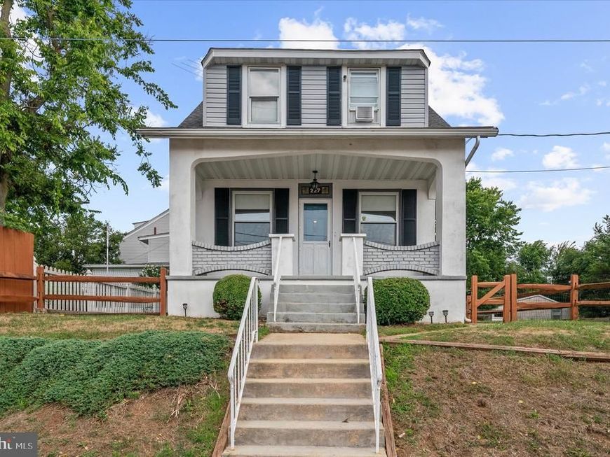 227 Belvedere Avenue, Reading, PA 19611 Main Photo
