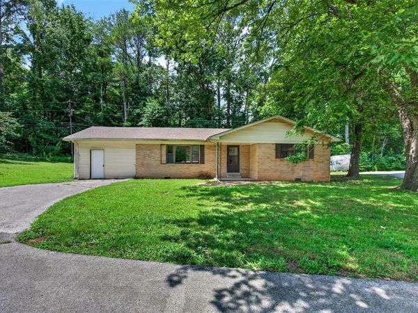 156 B Street , Brownsville, KY 42210