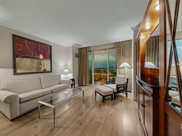135 E Harmon Avenue , Unit 1020, Las Vegas, NV 89109