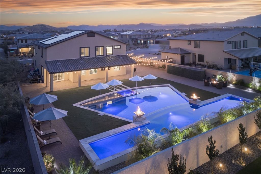 7602 Mount Spokane Court , Las Vegas, NV 89113