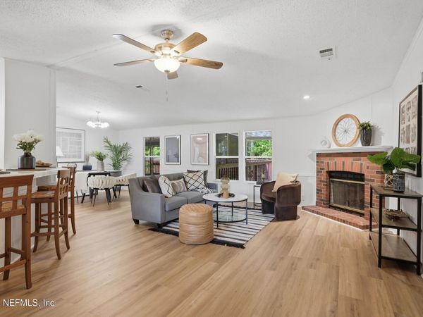 138 THOMAS Avenue, Jacksonville, FL 32218