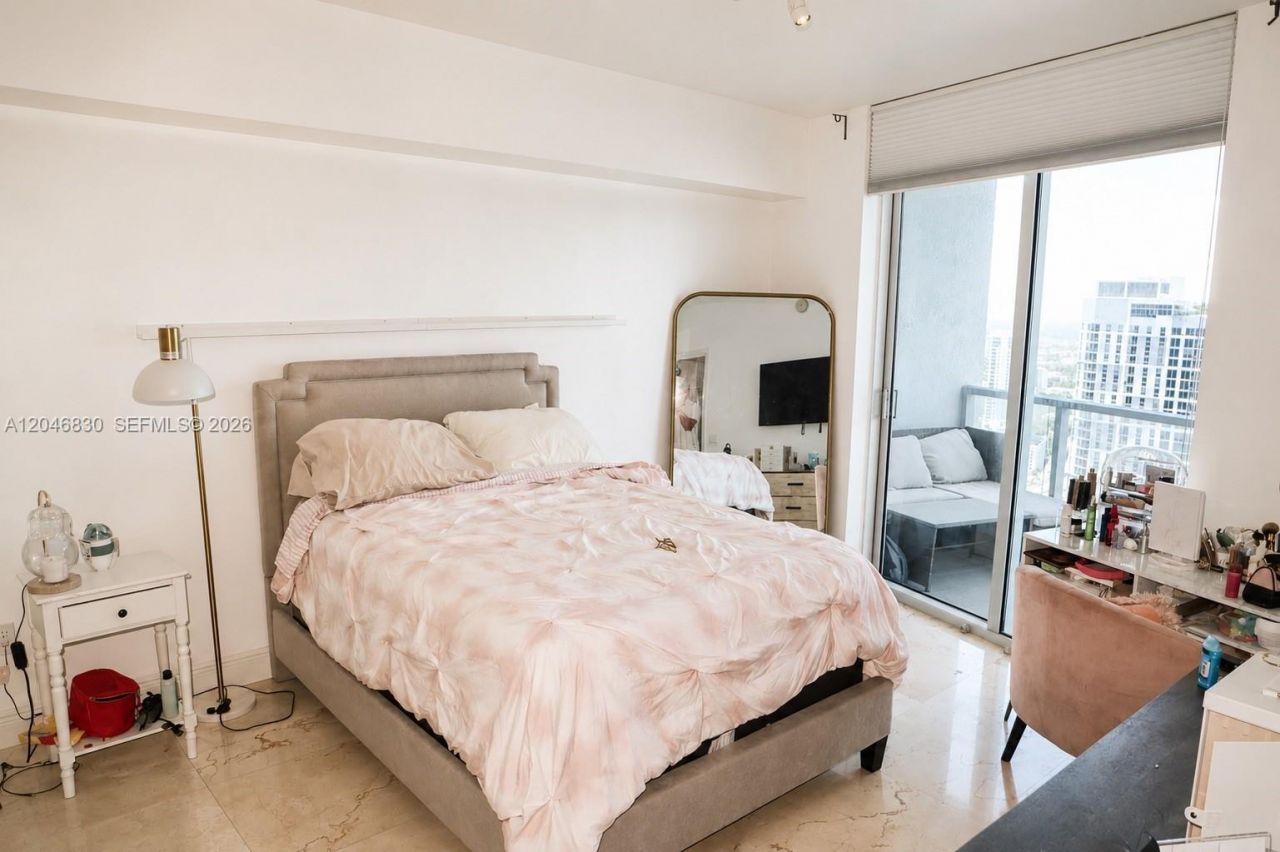 185 SW 7 St , Unit 3709, Miami, FL 33130 Photo