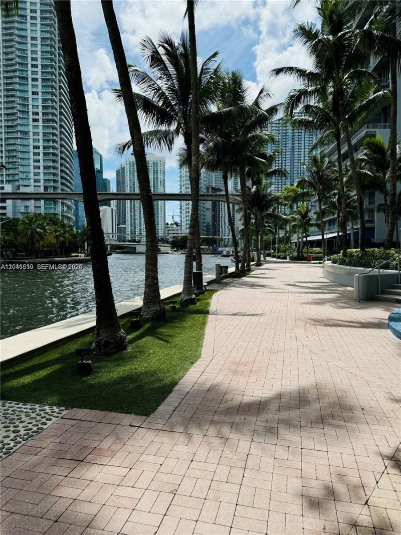 185 SW 7 St , Unit 3709, Miami, FL 33130 Photo