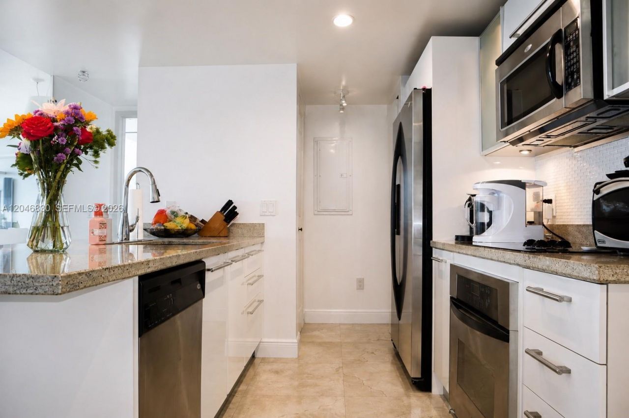 185 SW 7 St , Unit 3709, Miami, FL 33130 Photo